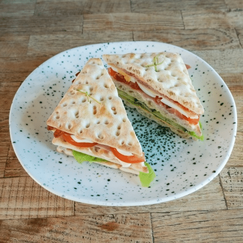 Vrijthof 16 Koffie & Broodjes Eten bestellen in Tilburg