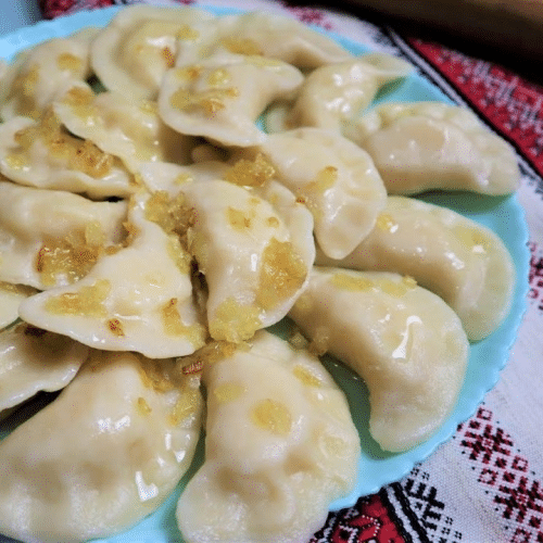 Handgemaakte dumplings met aardappelen voor 4 personen